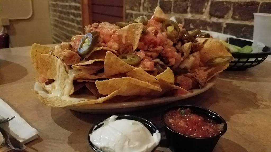 Urban Bar & Corner Cafe | restaurant | 109 N Central St, Knoxville, TN 37902, USA | 8655462800 OR +1 865-546-2800