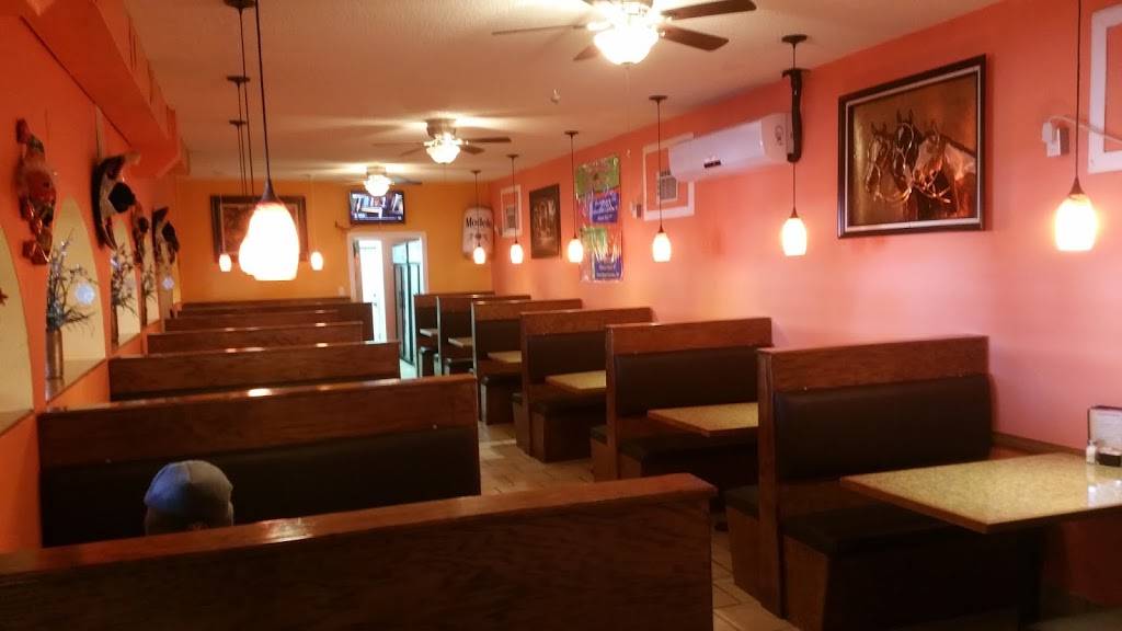 Habaneros Mexican Grill | restaurant | 100 Lincoln St, Carthage, MO 64836, USA | 4172379335 OR +1 417-237-9335