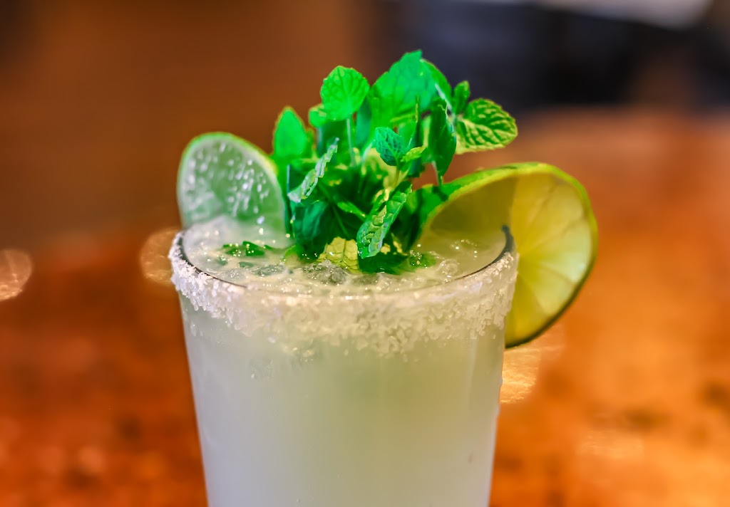 Sidekixx | restaurant | 820 Cedar St, Truth or Consequences, NM 87901, USA | 5758947467 OR +1 575-894-7467