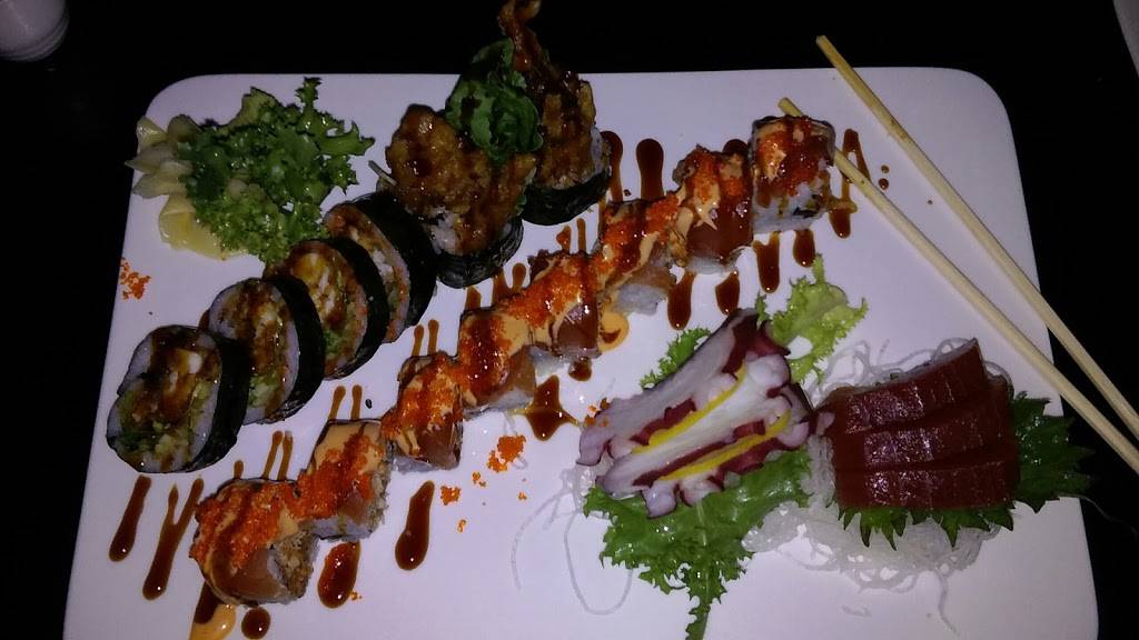 Tsunami Sushi & Hibachi | restaurant | 100 Central Ave Ste 1022, Sarasota, FL 34236, USA | 9413661033 OR +1 941-366-1033