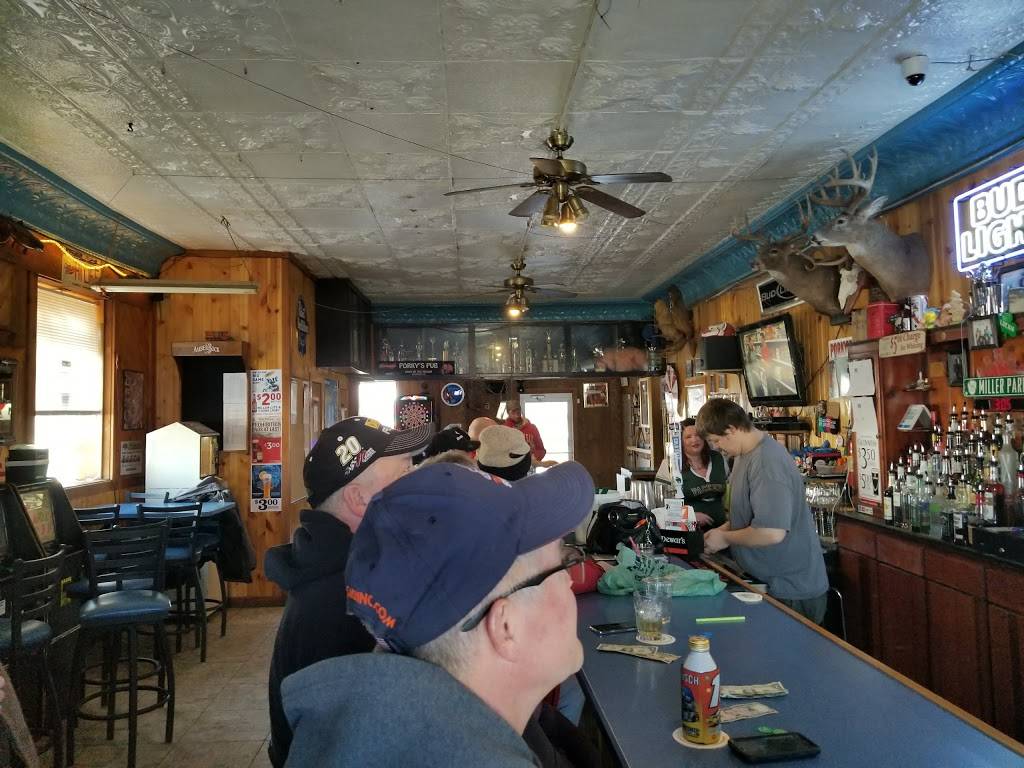 Porkys Pub | restaurant | 701 Main St, Ridgeway, WI 53582, USA | 6089249011 OR +1 608-924-9011