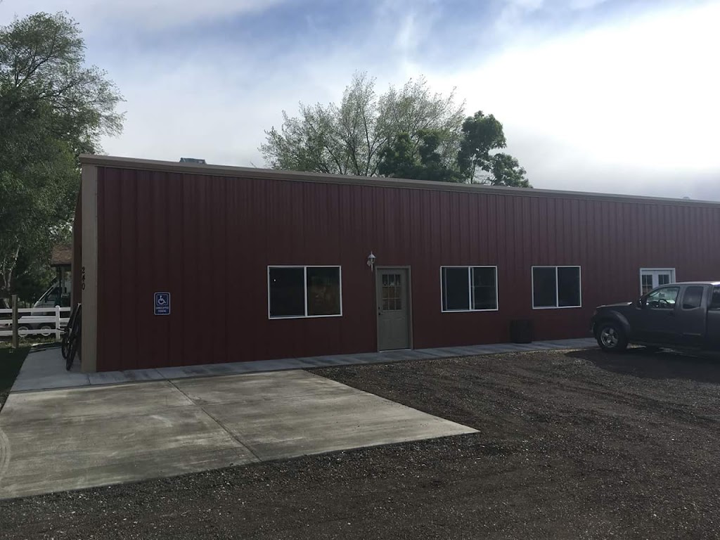 Linskis Grill & Hotel | restaurant | 240 S Main St, Kanarraville, UT 84742, USA | 4355725029 OR +1 435-572-5029