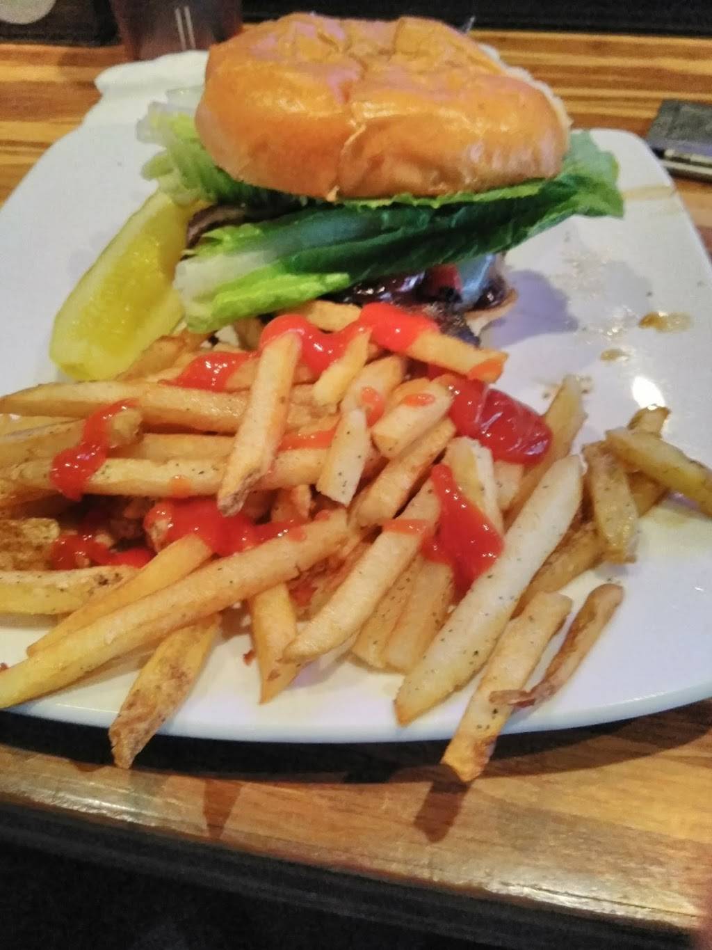 The Roost | restaurant | 825 Savannah Hwy, Charleston, SC 29407, USA | 8437182285 OR +1 843-718-2285