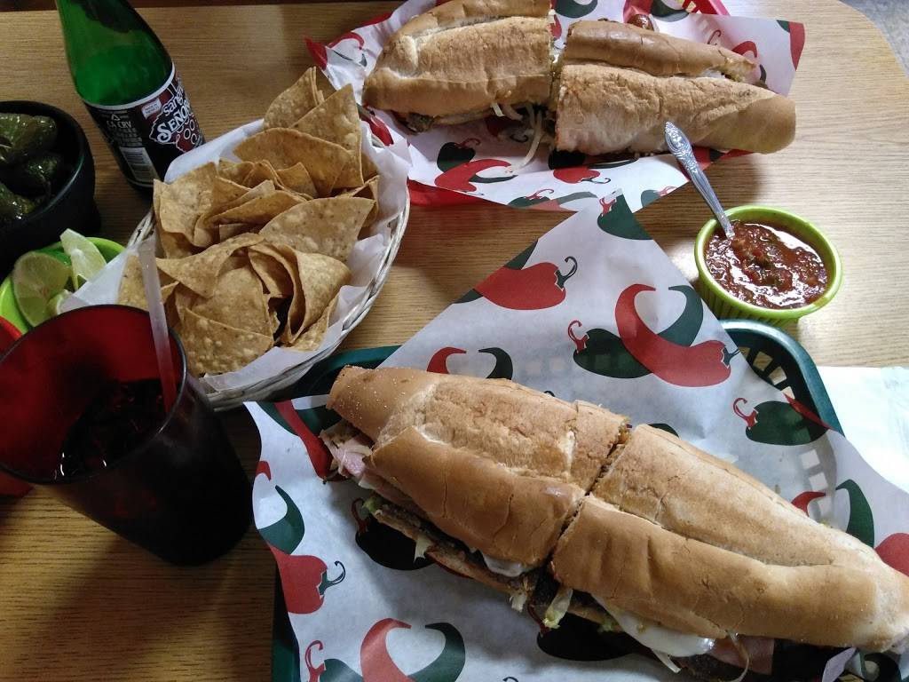 Doña Torta Chilanga | restaurant | 5407 S Kedzie Ave, Chicago, IL 60632, USA | 7737124092 OR +1 773-712-4092