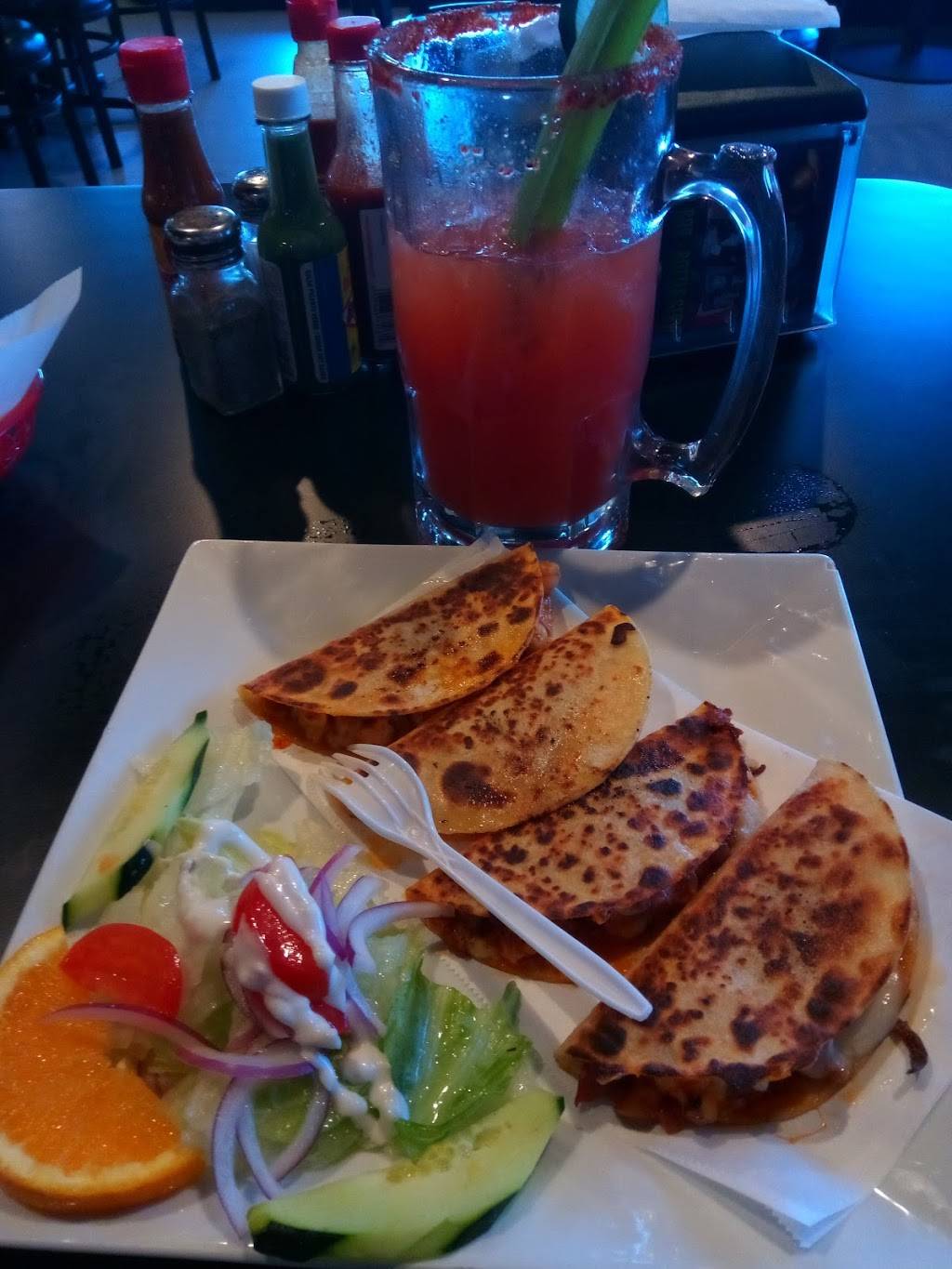 Mariscos Mi Lindo Sinaloa | restaurant | 483 W Valley Blvd, Rialto, CA 92376, USA | 9098772062 OR +1 909-877-2062