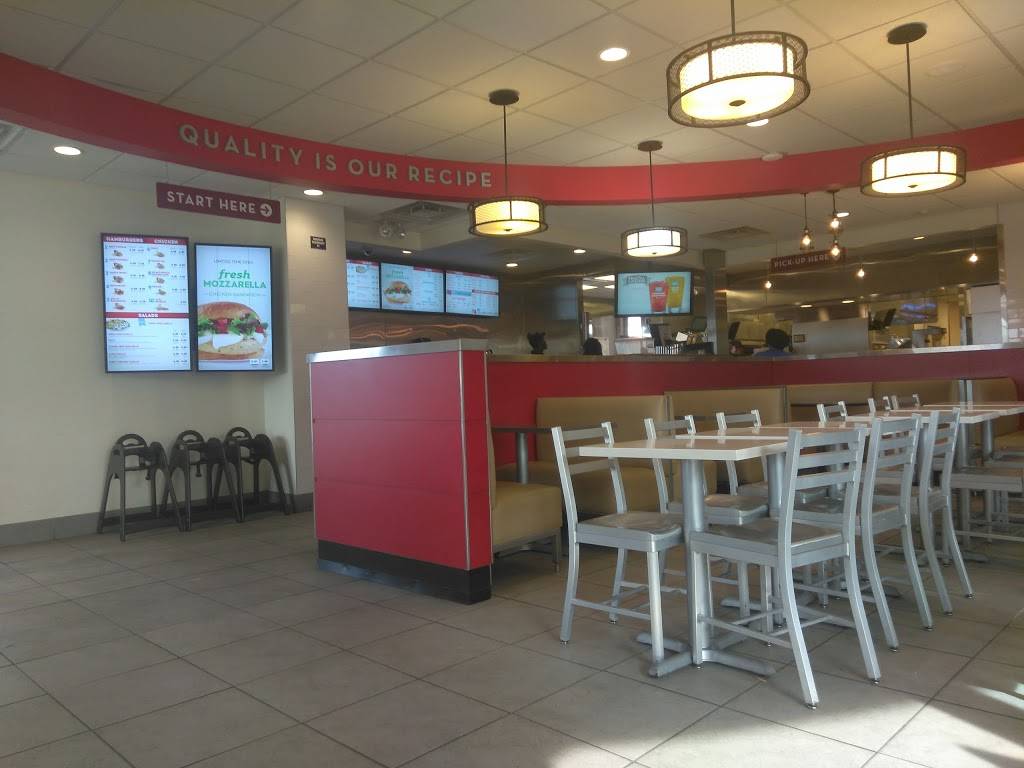 Wendys | restaurant | 6716 Bridge St, Fort Worth, TX 76112, USA | 8177274778 OR +1 817-727-4778