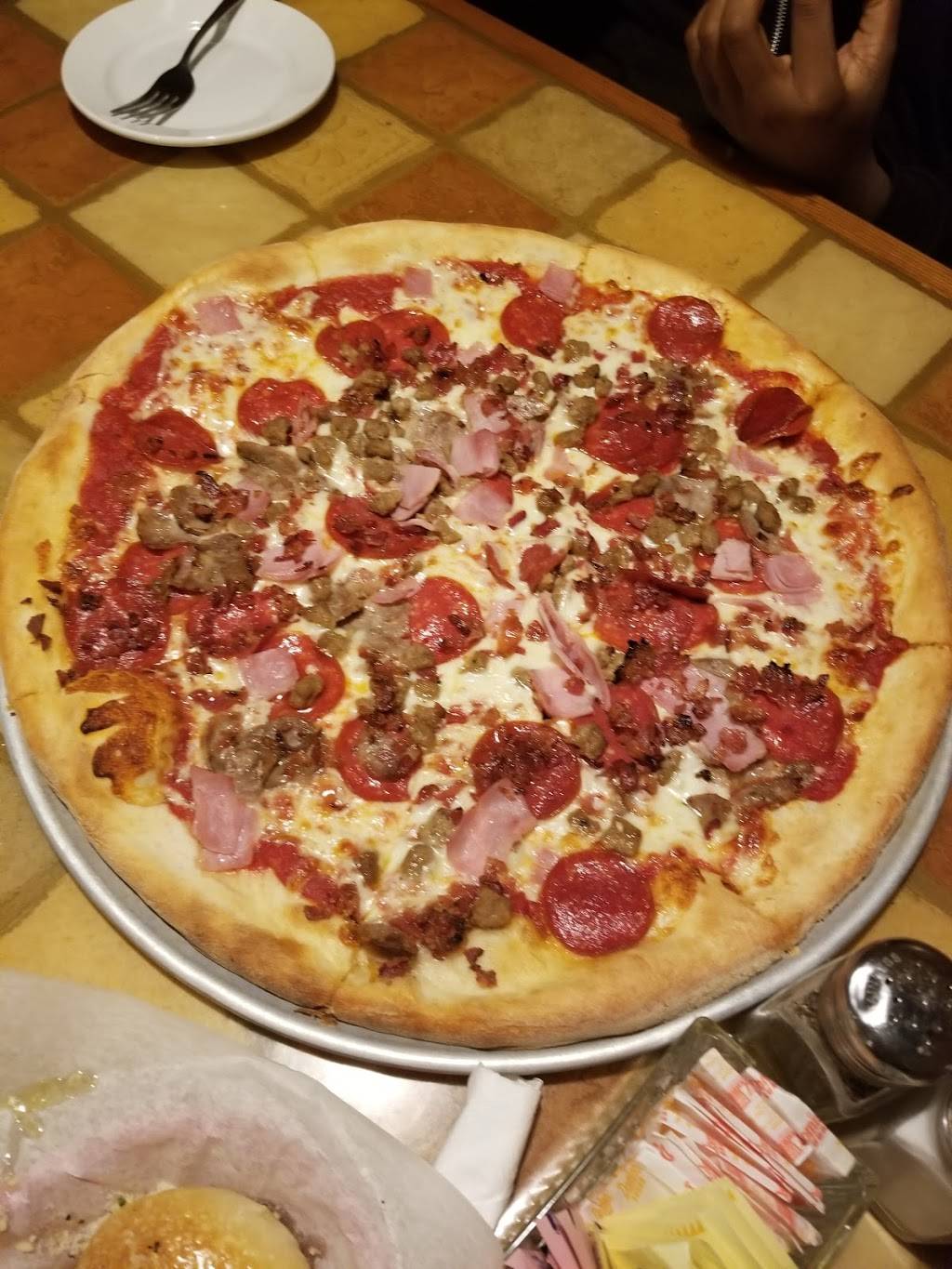 Valentis Italian Restaurant | restaurant | 3781 US-1 BUS, Vass, NC 28394, USA | 9102451105 OR +1 910-245-1105