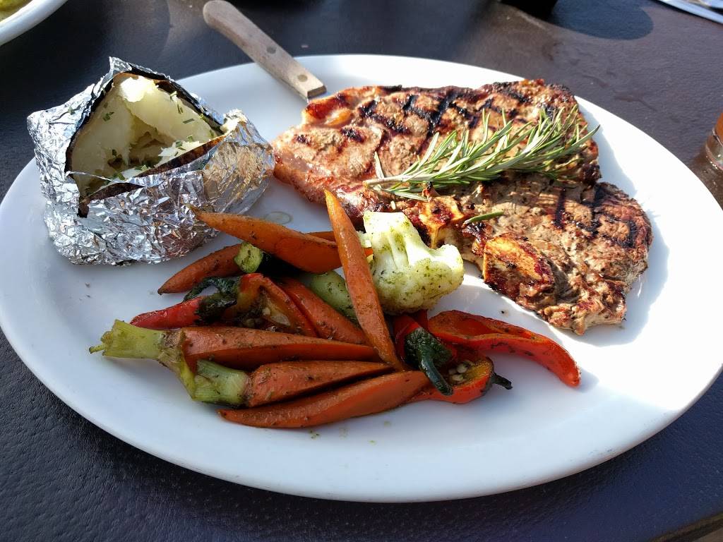 Splash Restaurant and Bar | restaurant | Ensenada - Rosarito 1015, Venustiano Carranza, Primo Tapia, B.C., Mexico | 6616880947 OR +1 661-688-0947