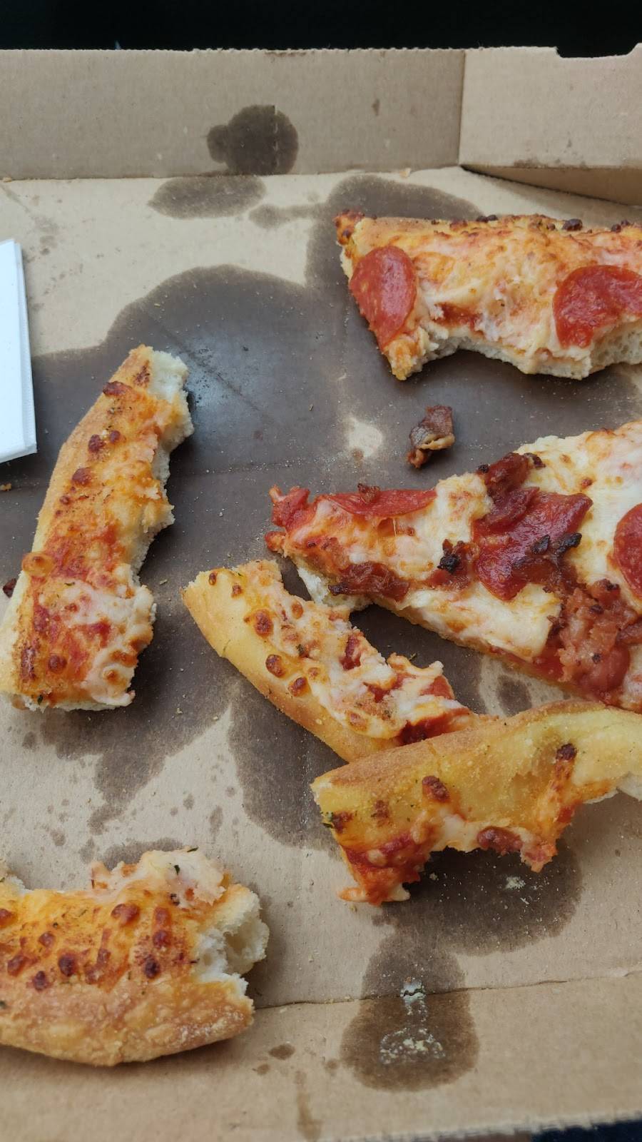 Dominos Pizza | meal delivery | 101 Corporate Plaza Dr, LaGrange, GA 30241, USA | 7068836010 OR +1 706-883-6010