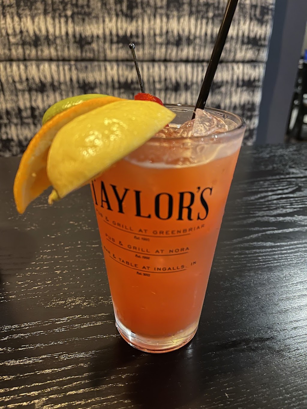 Taylors Bar & Table | restaurant | 8015 S Indiana 13 Suite 3, Pendleton, IN 46064, USA | 3177477820 OR +1 317-747-7820