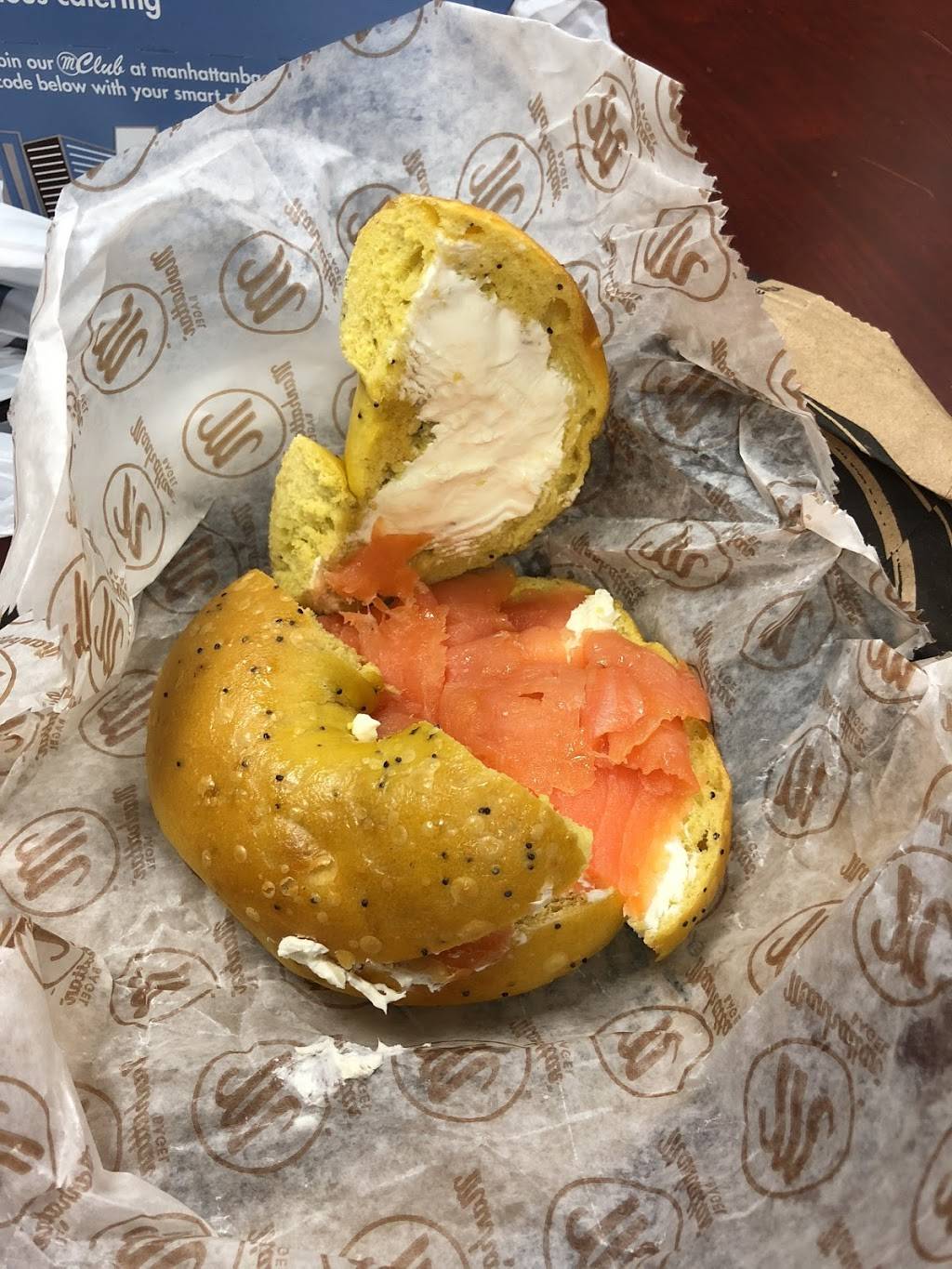 Manhattan Bagel | cafe | 25 Union Pl, Summit, NJ 07901, USA | 9085162641 OR +1 908-516-2641