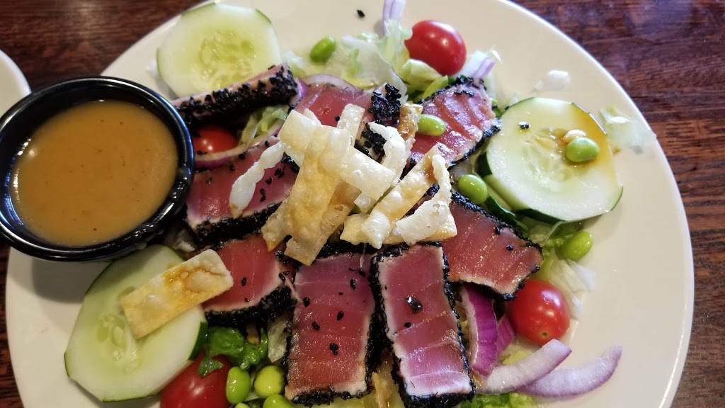 Fahrenheit Two Twelve | restaurant | 10805 Broadway, Crown Point, IN 46307, USA | 2196638160 OR +1 219-663-8160