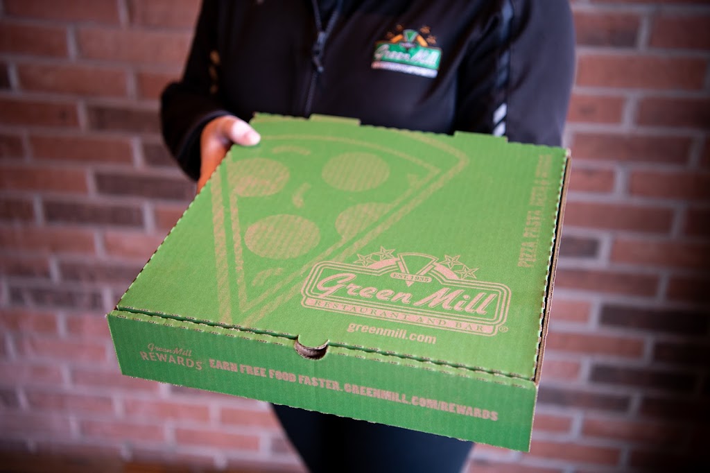 Green Mill On The Go | meal takeaway | 1734 Adolphus St, Maplewood, MN 55117, USA | 6516332100 OR +1 651-633-2100