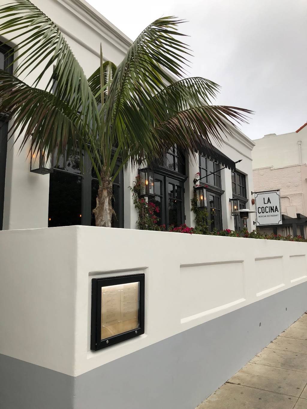 La Cocina | restaurant | 7 E Anapamu St, Santa Barbara, CA 93101, USA | 8052777730 OR +1 805-277-7730