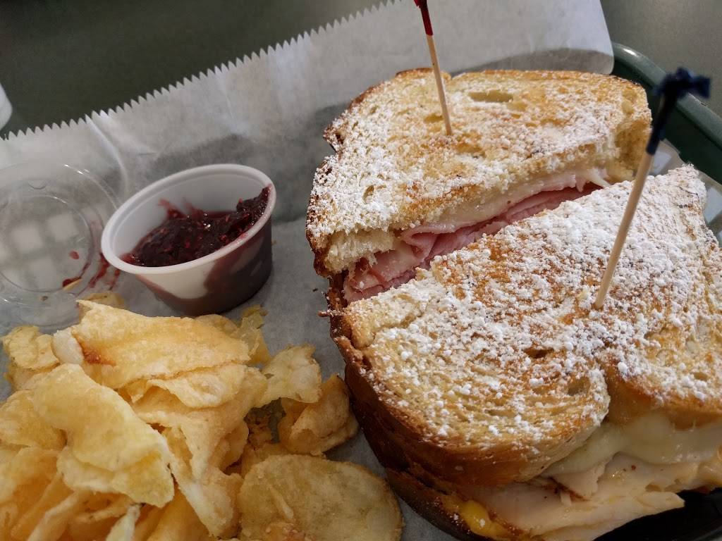 Sweetberries Frozen Custard & Eatery | restaurant | 4500 Manatee Ave W, Bradenton, FL 34209, USA | 9417506771 OR +1 941-750-6771