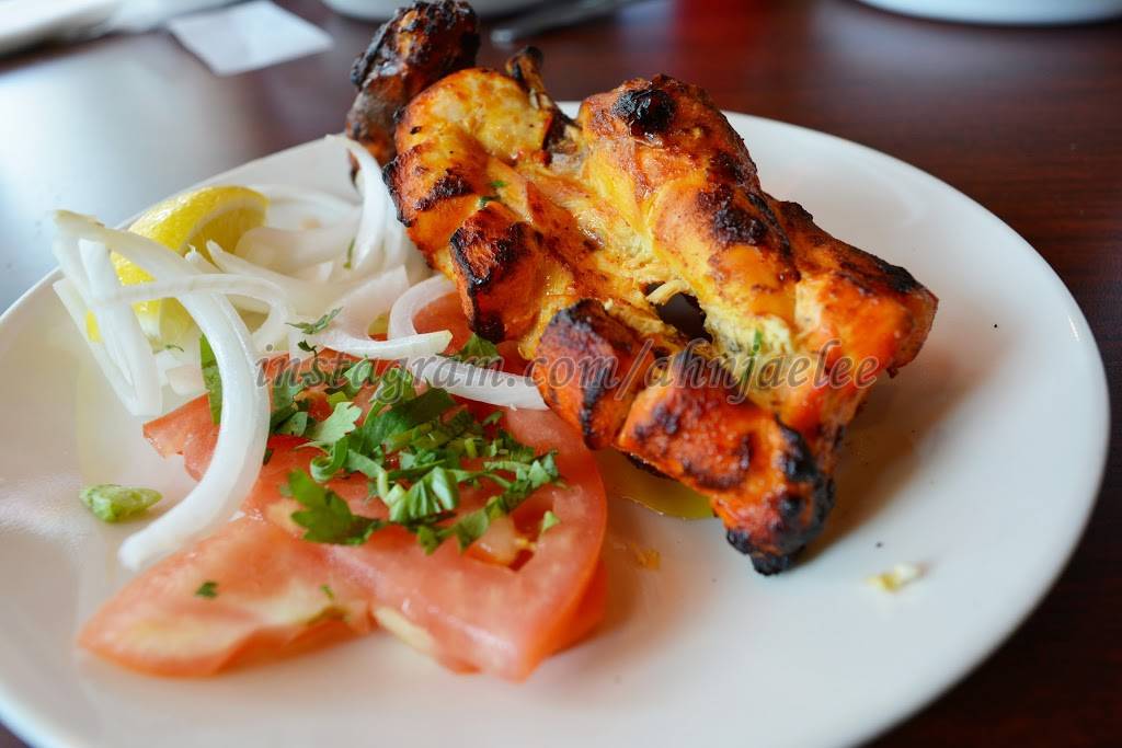 Naan n Curry | restaurant | 2068 Salvio St, Concord, CA 94520, USA | 9258256226 OR +1 925-825-6226