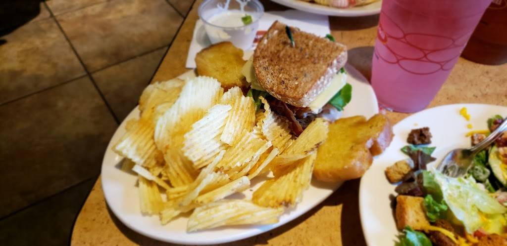 Jasons Deli | restaurant | 2702 E Fowler Ave Ste B, Tampa, FL 33612, USA | 8139030017 OR +1 813-903-0017