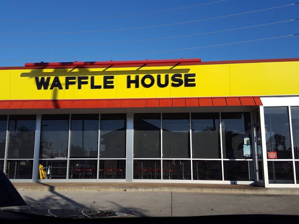 Waffle House | meal takeaway | 2147 W Pinhook Rd, Lafayette, LA 70508, USA | 3372611125 OR +1 337-261-1125