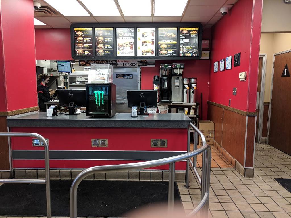 Hardees | restaurant | 35155 Mound Rd, Sterling Heights, MI 48310, USA | 5862749708 OR +1 586-274-9708