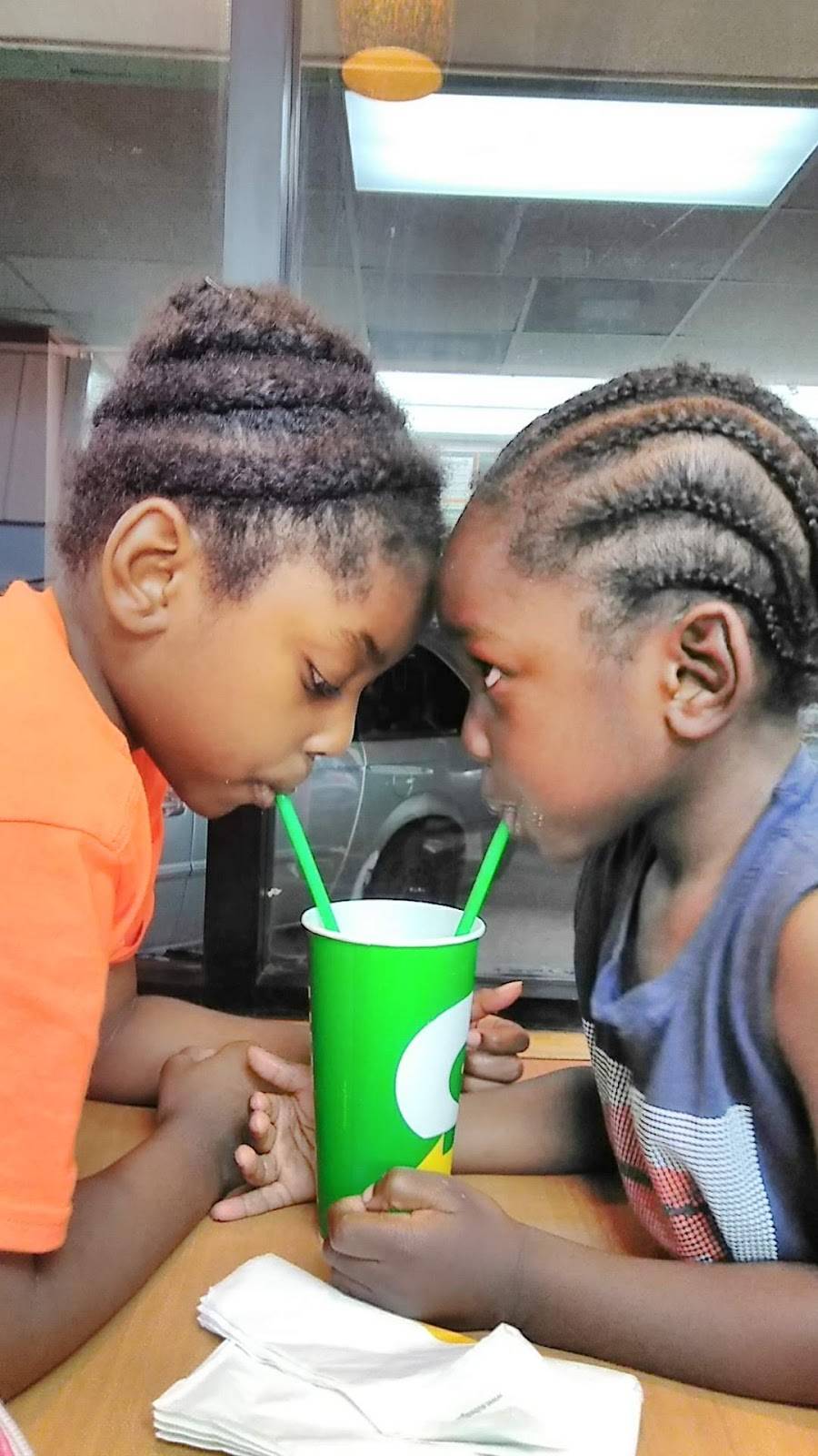 Subway | restaurant | 3316 N Federal Hwy, Lighthouse Point, FL 33064, USA | 9543666016 OR +1 954-366-6016