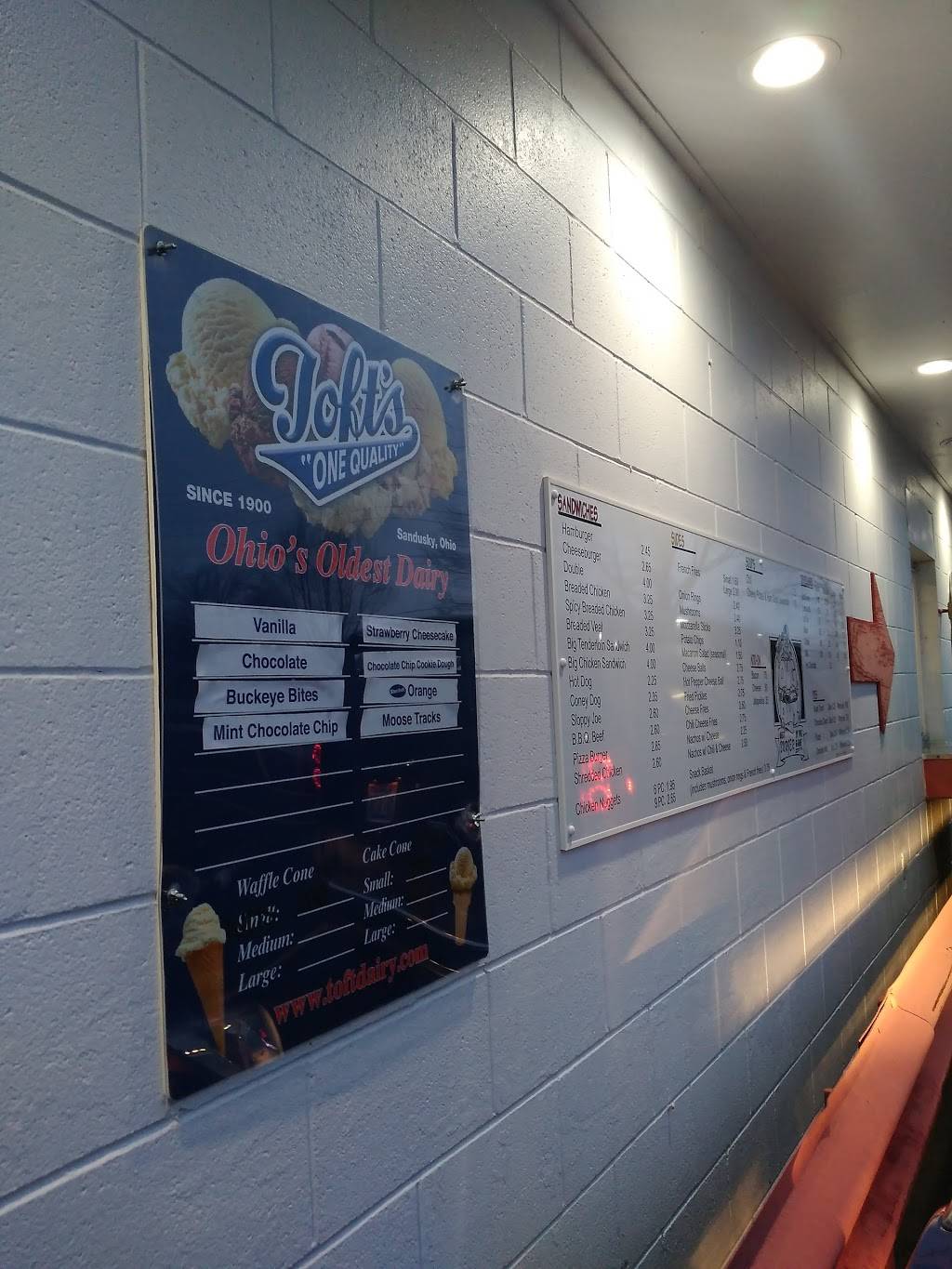 Keiths Dugout | restaurant | 3112 N Main St, Findlay, OH 45840, USA | 4194237911 OR +1 419-423-7911