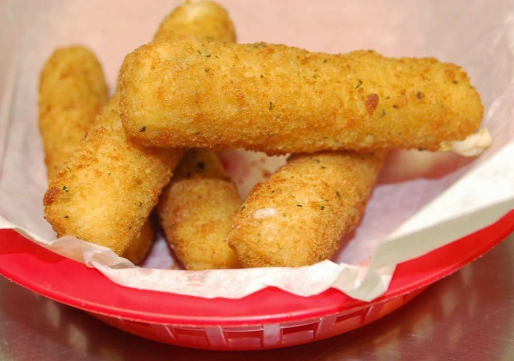 Little Brothers Burgers | restaurant | 201 W 4th St, Royal Oak, MI 48067, USA | 2484144541 OR +1 248-414-4541