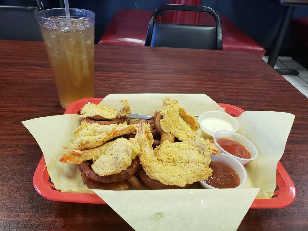 Catfish House | restaurant | 1605 E Irving Blvd, Irving, TX 75060, USA | 9724384200 OR +1 972-438-4200