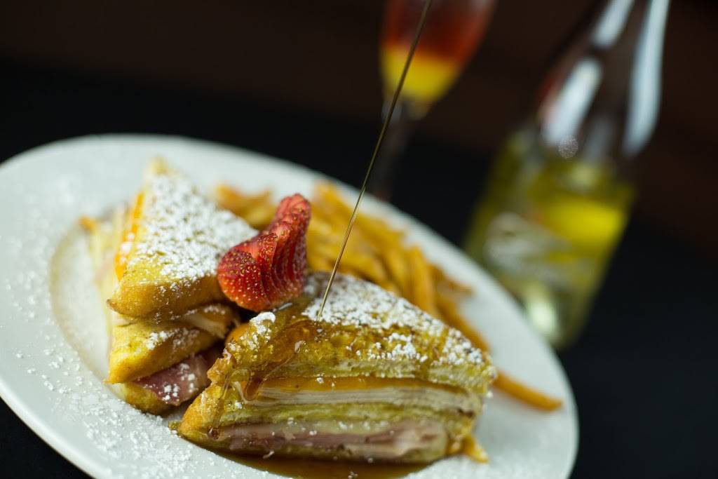 Village Pub | night club | 266 S Palm Canyon Dr, Palm Springs, CA 92262, USA | 7603233265 OR +1 760-323-3265