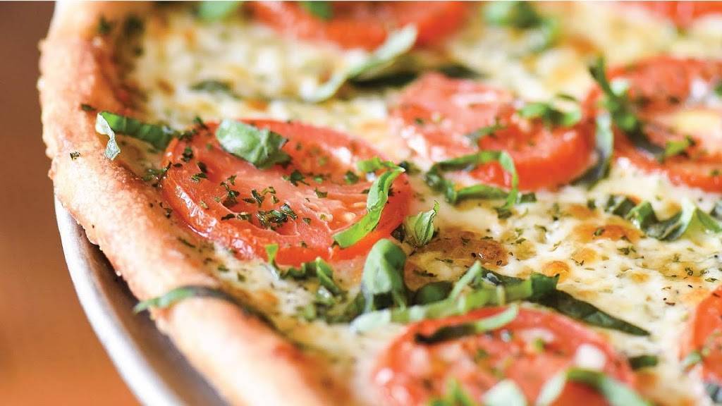 OTTO | restaurant | 125 John Roberts Rd, South Portland, ME 04106, USA | 2077720900 OR +1 207-772-0900