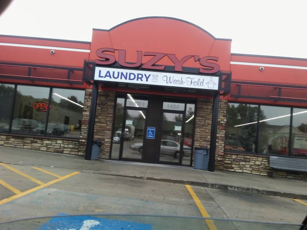 McDonalds | cafe | 1404 Des Moines St, Des Moines, IA 50316, USA | 5155640716 OR +1 515-564-0716