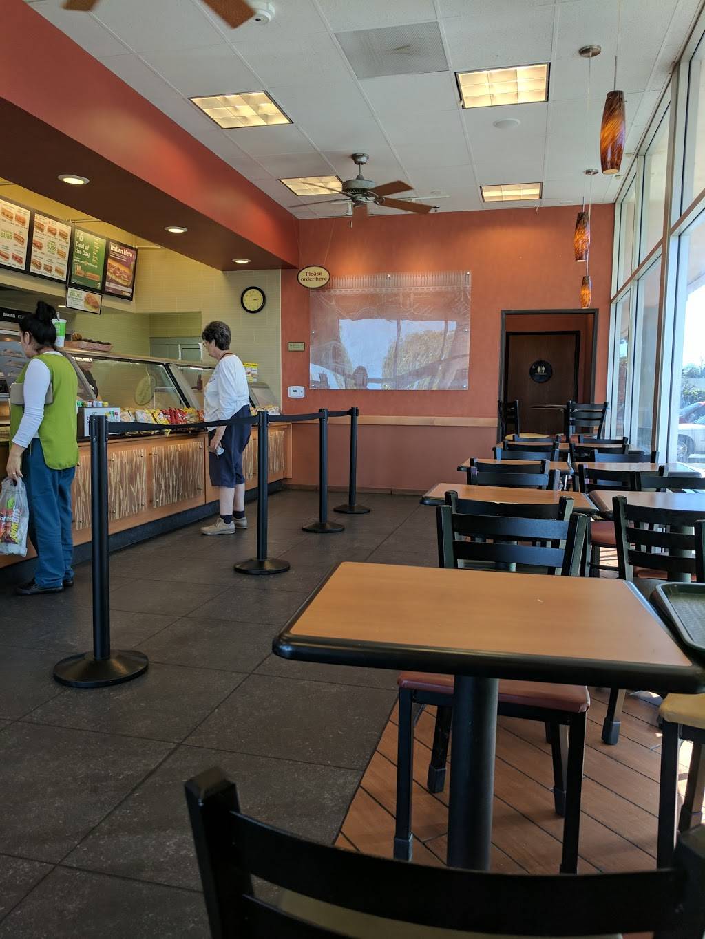 Subway Restaurants | restaurant | 7770 Telegraph Rd C, Ventura, CA 93004, USA | 8056592177 OR +1 805-659-2177