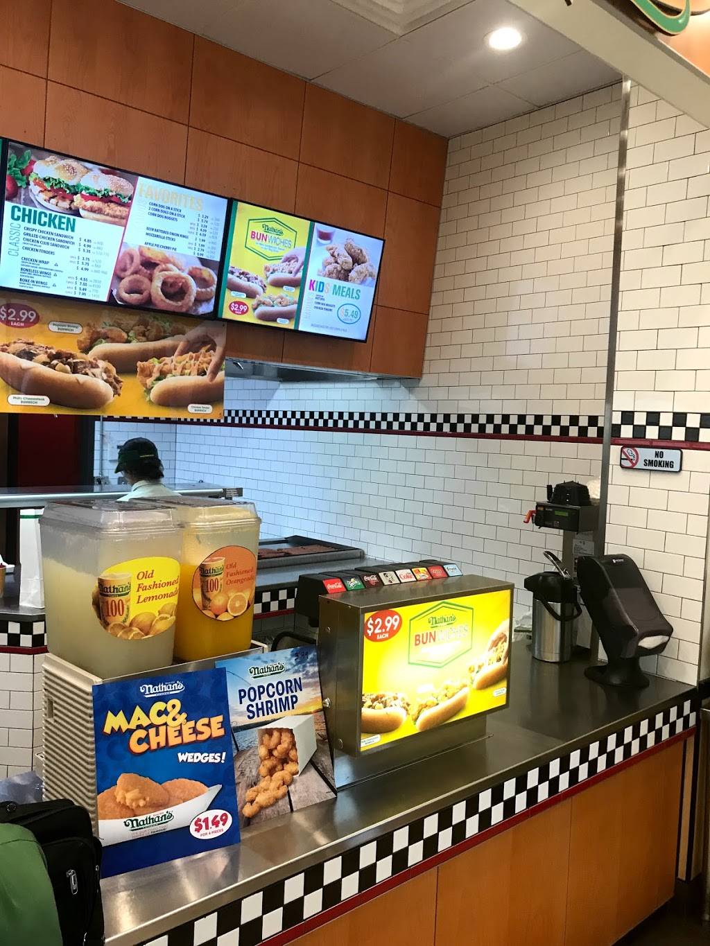 Nathans Famous Hot Dogs | restaurant | 25 Flatbush Ave, Brooklyn, NY 11217, USA | 7187973803 OR +1 718-797-3803