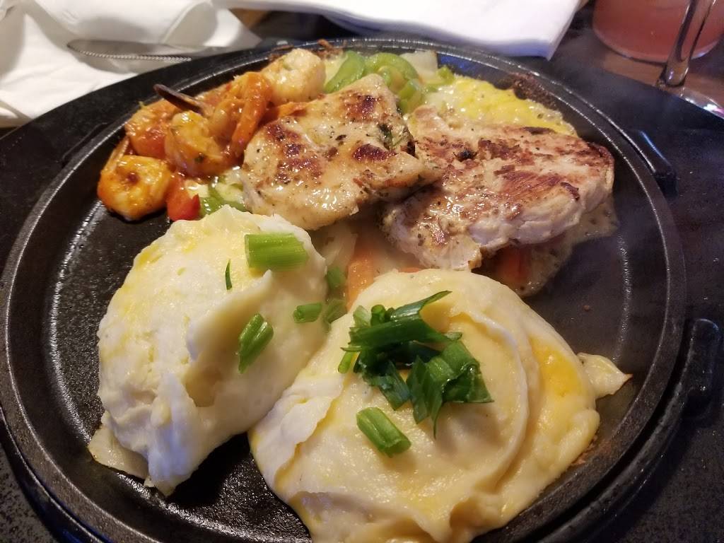 TGI Fridays | restaurant | 1445 Northern Blvd, Manhasset, NY 11030, USA | 5168699300 OR +1 516-869-9300