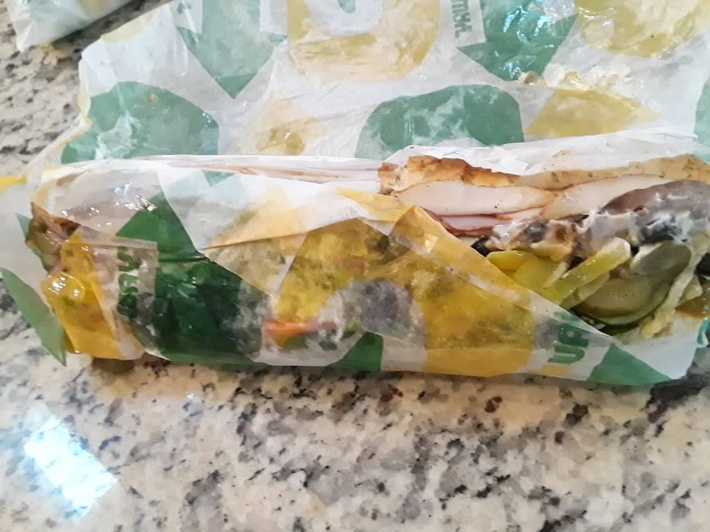 Subway | restaurant | Arrowhead Promenade, 20020 N 59th Ave Suite 107, Glendale, AZ 85308, USA | 6233624086 OR +1 623-362-4086