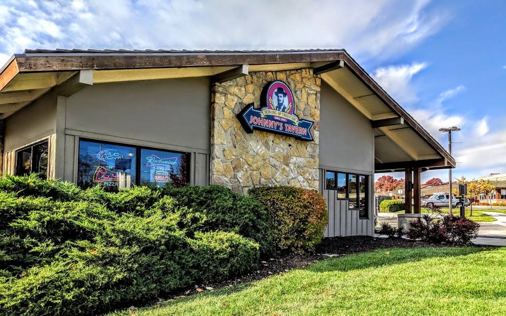 Johnnys Tavern | restaurant | 8262 Mission Rd, Prairie Village, KS 66208, USA | 9139010322 OR +1 913-901-0322