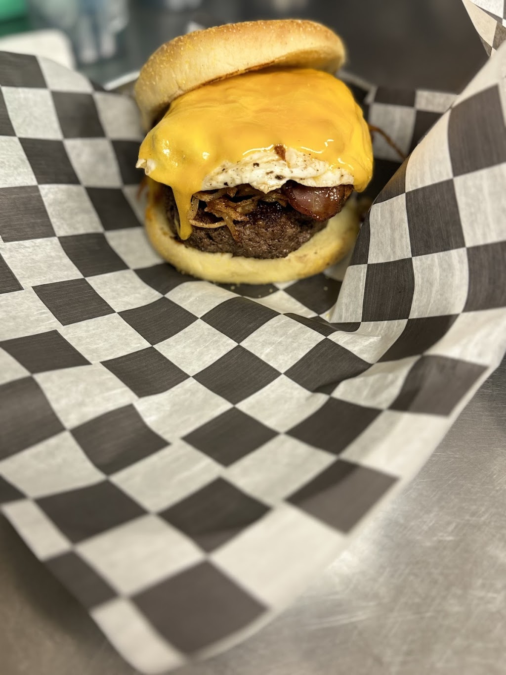 The Branding Iron Bar and Grill | restaurant | 117 Main St, Isabel, SD 57633, USA | 6054662131 OR +1 605-466-2131