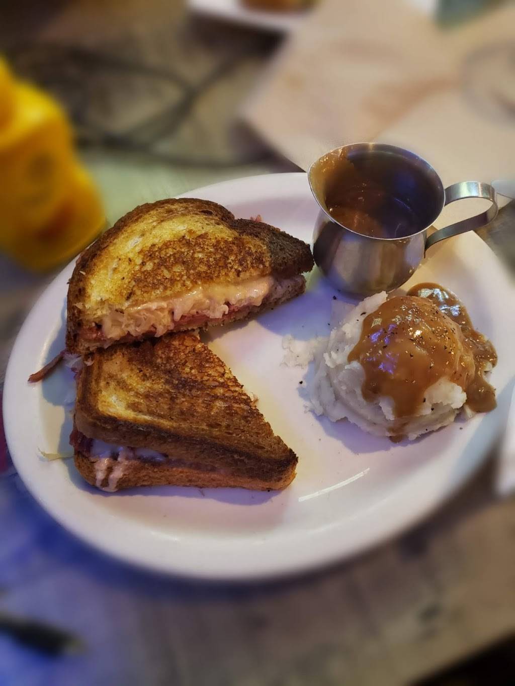 Archies Bar & Grill | restaurant | 2996 Lake Washington Rd, Melbourne, FL 32935, USA | 3216108011 OR +1 321-610-8011