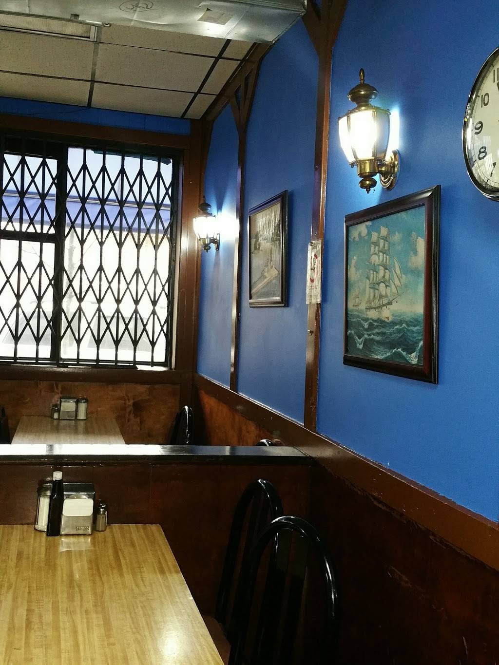 Delfini | restaurant | 500 Tiffany St, Bronx, NY 10474, USA | 7189911337 OR +1 718-991-1337