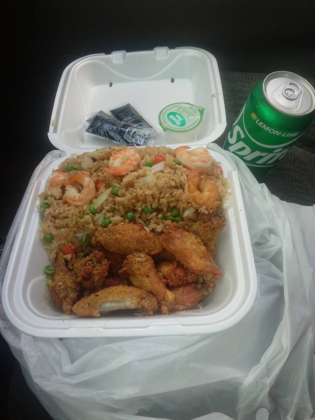 Lakewood Cafe Fish, Wings & Subs | restaurant | 1612 Jonesboro Rd SE, Atlanta, GA 30315, USA | 4046243779 OR +1 404-624-3779