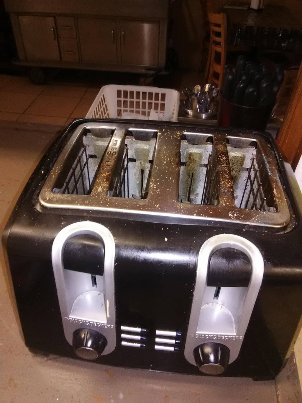 Palmeras Restaurant | restaurant | 105 Summit St, Crescent City, FL 32112, USA | 3866984672 OR +1 386-698-4672