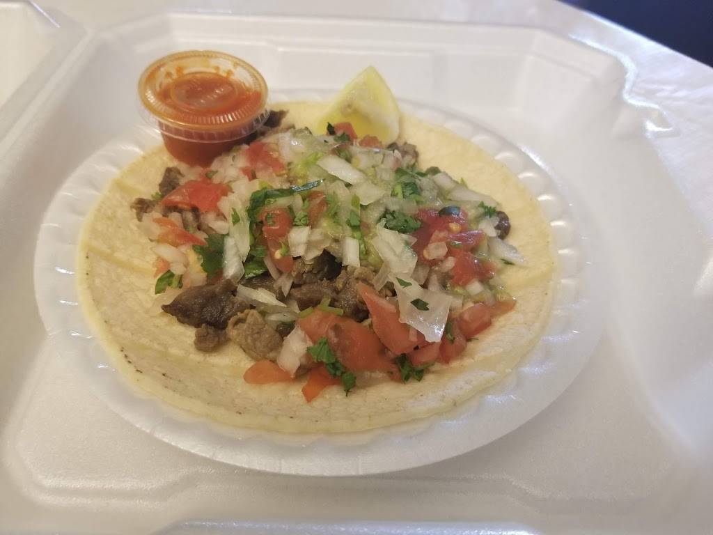 Hilbertos Mexican Food | restaurant | 4306 W Olive Ave, Glendale, AZ 85302, USA | 6238471090 OR +1 623-847-1090