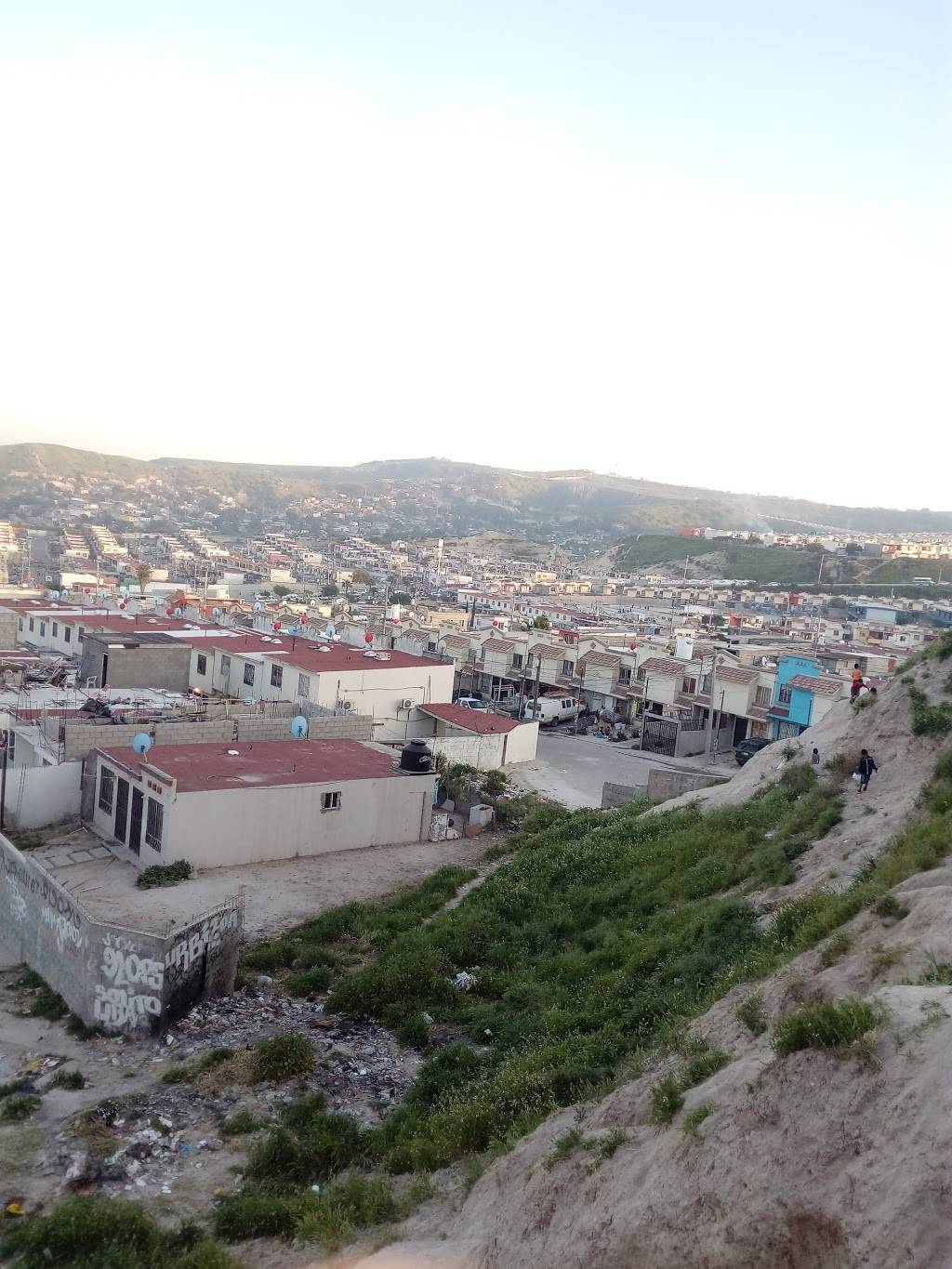 Mariscos El Rinconcito | restaurant | Los Volcanes 3, Urbivilla del Prado II Seccion, 22170 Tijuana, B.C., Mexico | 016641920089 OR +52 664 192 0089