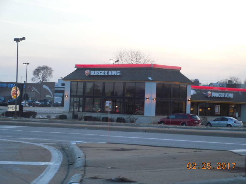 Burger King | restaurant | 7197 Charles St, Rockford, IL 61112, USA | 8153327880 OR +1 815-332-7880