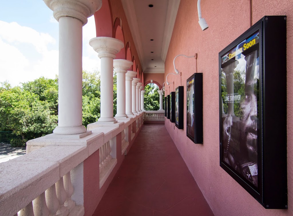 Beach Theater LLC | restaurant | 6425 Estero Blvd, Fort Myers Beach, FL 33931, USA | 2397653333 OR +1 239-765-3333