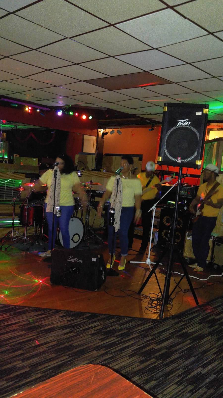 PRIME ULTRA LOUNGE | night club | 980 Barnett Rd, Columbus, OH 43227, USA | 6142351545 OR +1 614-235-1545