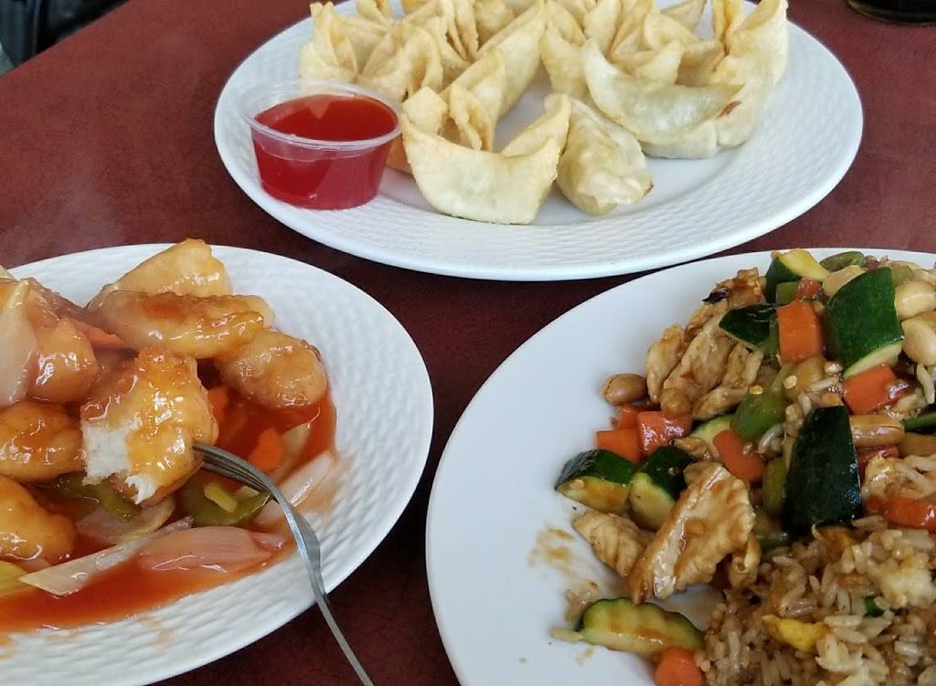 Flying Wok | restaurant | 3311 Power Inn Rd, Sacramento, CA 95826, USA | 9167318851 OR +1 916-731-8851