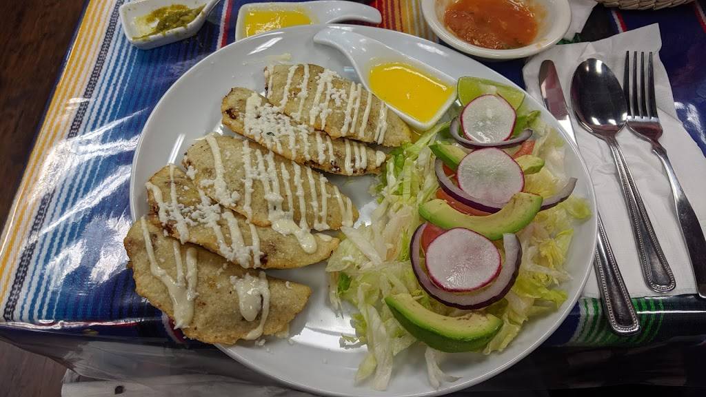 Jose’s Mexican Foods | restaurant | 517 W Reno Ave, Oklahoma City, OK 73102, USA | 4054939462 OR +1 405-493-9462