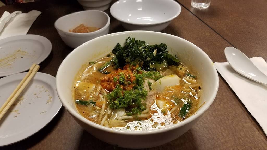 Toshs Ramen | restaurant | 1963 E Murray Holladay Rd, Holladay, UT 84117, USA | 8012788249 OR +1 801-278-8249