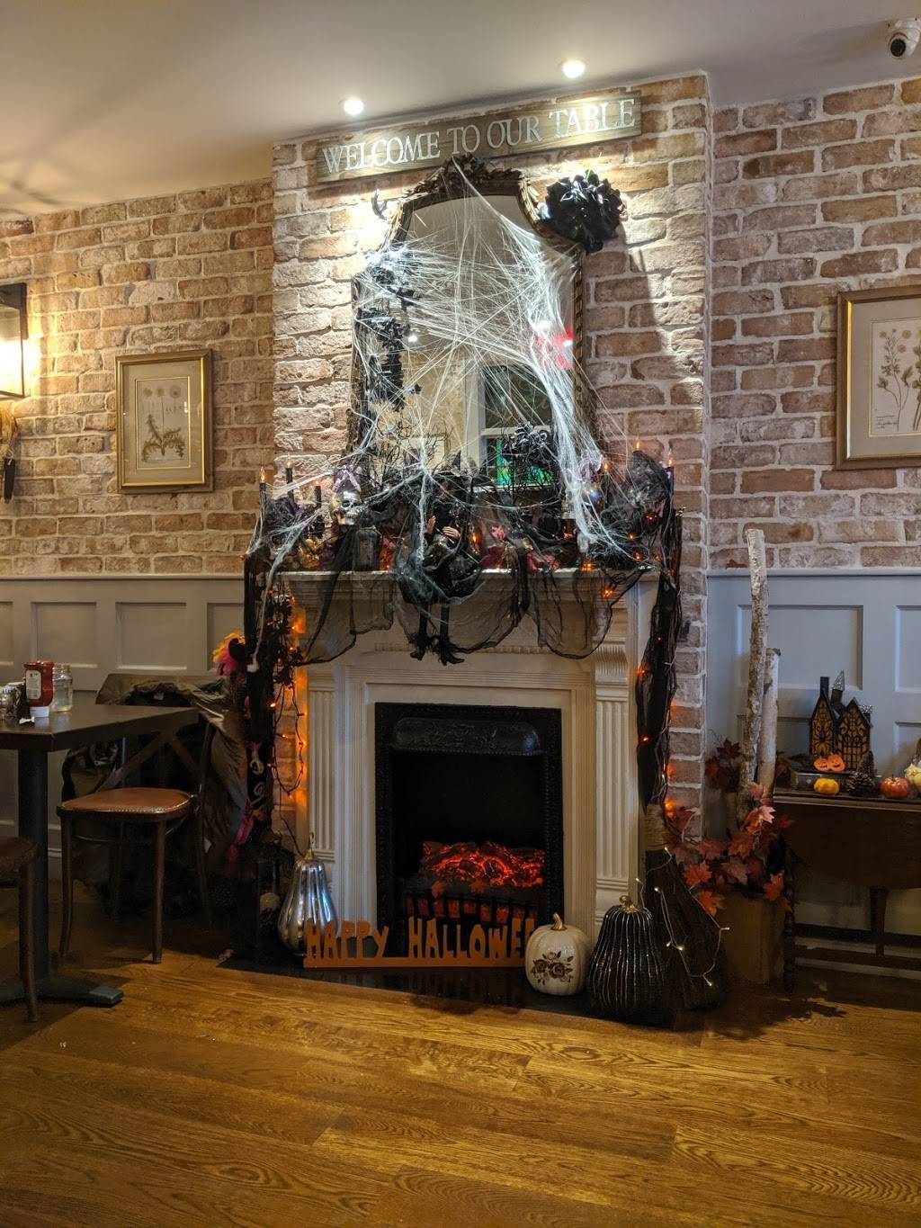 Eileens | restaurant | 960 McLean Ave, Yonkers, NY 10704, USA | 9147767532 OR +1 914-776-7532