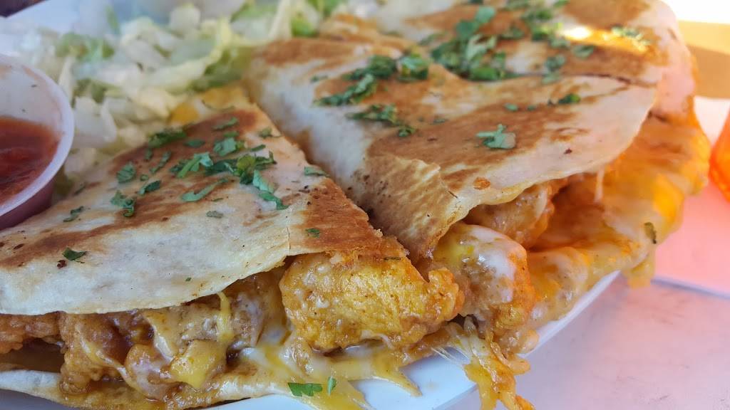 Hooters | restaurant | 2800 Gulf to Bay Blvd, Clearwater, FL 33759, USA | 7277974008 OR +1 727-797-4008